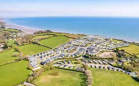 Meadow House Holiday Park